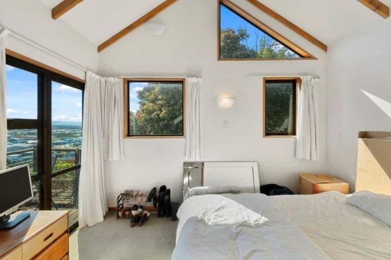 Photo of property in 11 Challis Place, Mount Pleasant, Christchurch, 8081