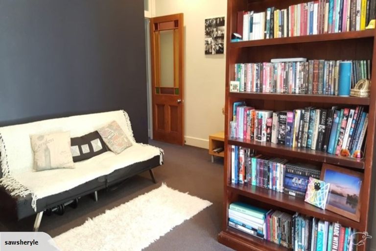 Photo of property in 102 Wallace Street, Mount Cook, Wellington, 6021