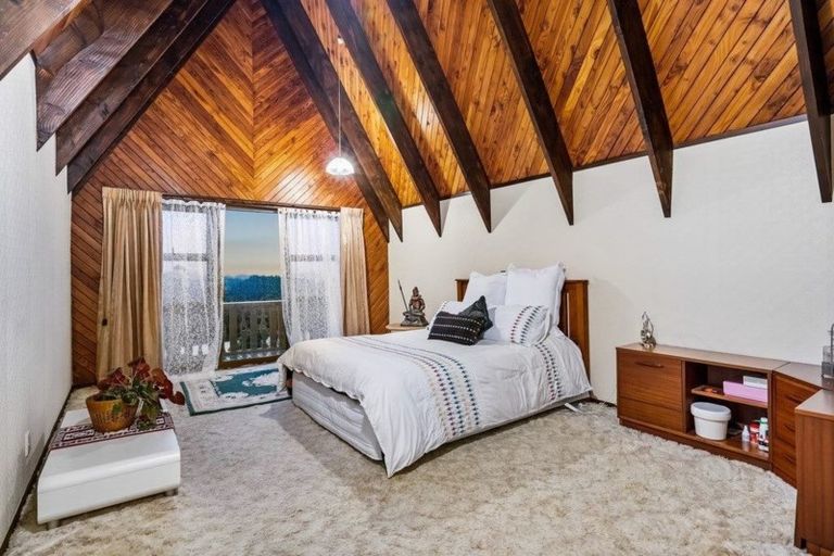 Photo of property in 4 Puketaha Road, Swanson, Auckland, 0816