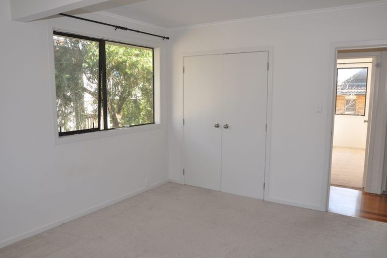 Photo of property in 1/9 Newhaven Terrace, Mairangi Bay, Auckland, 0630