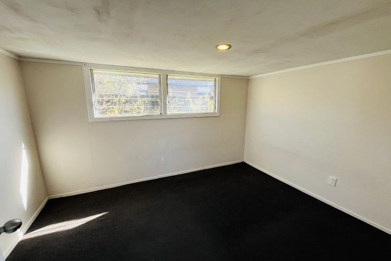 Photo of property in 26 Courtenay Crescent, Mangere East, Auckland, 2024