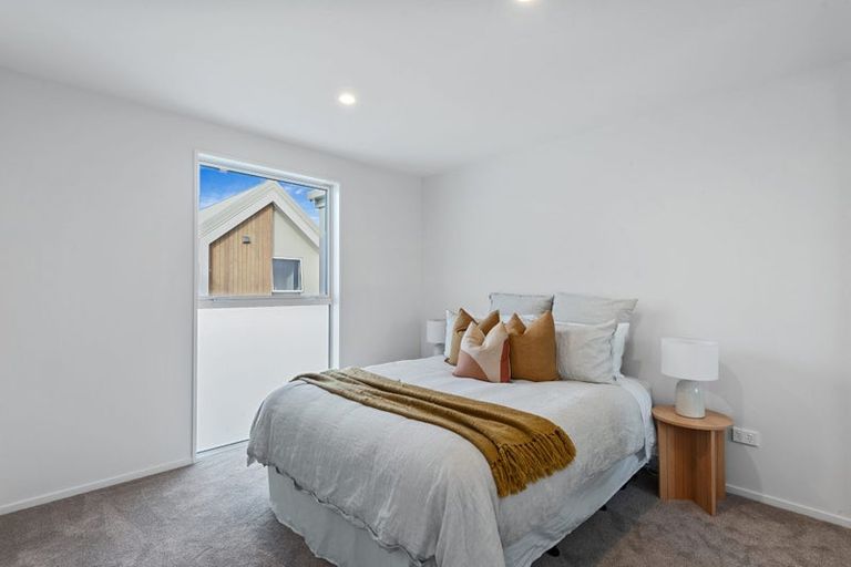 Photo of property in 2/186 Edgeware Road, Edgeware, Christchurch, 8013