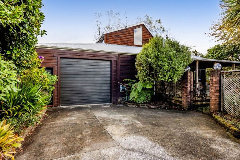 Photo of property in 20 Heaphy Street, Westown, New Plymouth, 4310