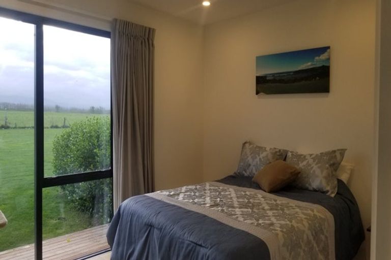 Photo of property in 48 Sherwood Road, Makikihi, Waimate, 7978