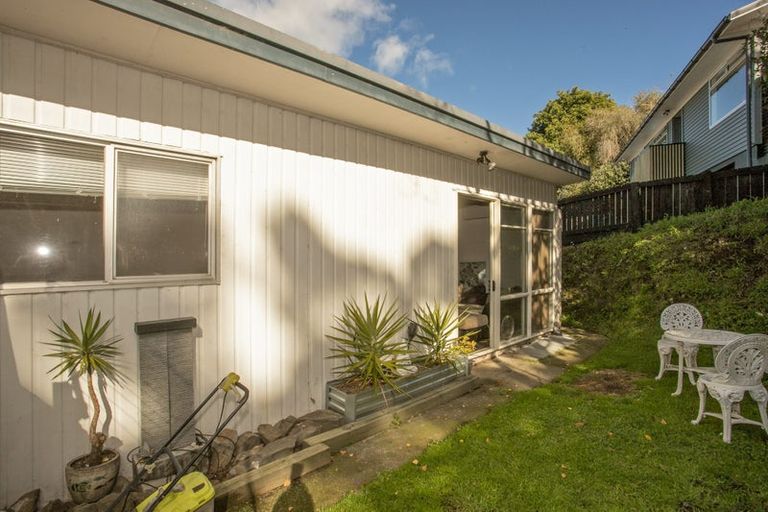 Photo of property in 16 Kingswood Road, Brookfield, Tauranga, 3110
