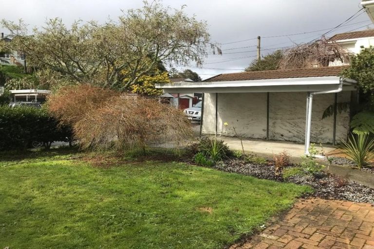 Photo of property in 67 Standen Street, Karori, Wellington, 6012