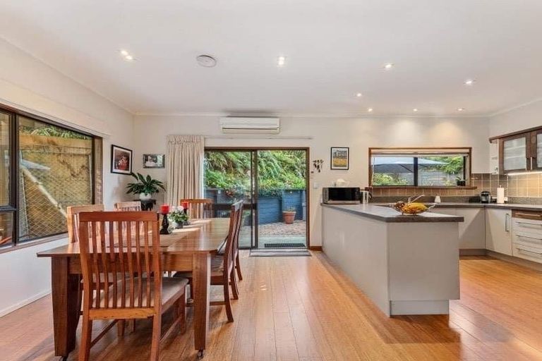 Photo of property in 5 Summit Road, Lake Okareka, Rotorua, 3076