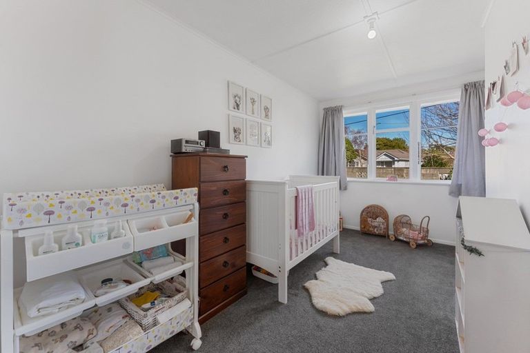 Photo of property in 14 Tararua Street, Trentham, Upper Hutt, 5018