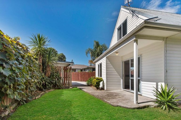 Photo of property in 8b Links Avenue, Mount Maunganui, 3116