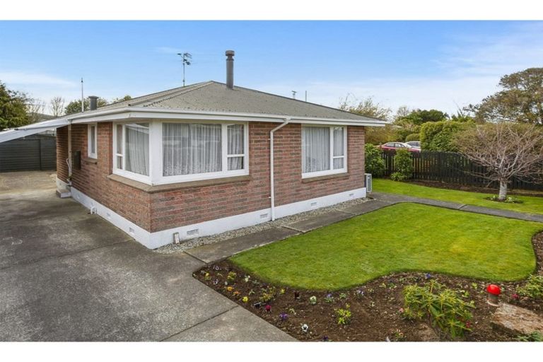 Photo of property in 56 Highfield Terrace, Newfield, Invercargill, 9812
