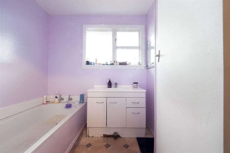 Photo of property in 29 Donnington Street, Parklands, Christchurch, 8083