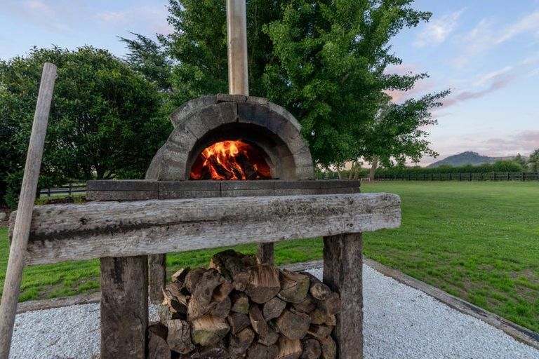 Photo of property in 535 Fencourt Road, Cambridge, 3493