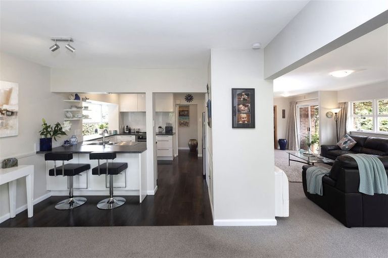 Photo of property in 3 Westburn Terrace, Burnside, Christchurch, 8041