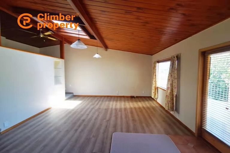 Photo of property in 18 Helena Road, Hillcrest, Hamilton, 3216