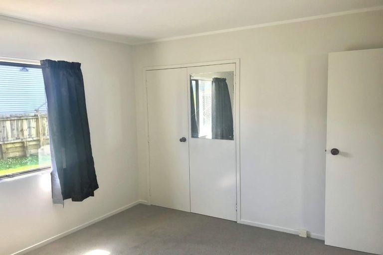 Photo of property in 2/27 Christmas Road, Manurewa, Auckland, 2102