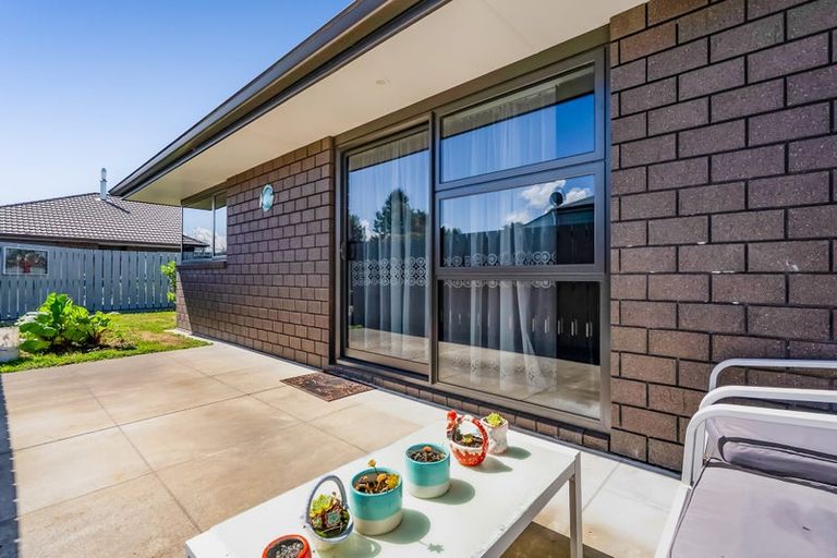 Photo of property in 22 Juliet Street, Stratford, 4332