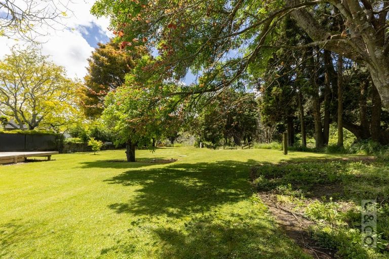 Photo of property in 24 Waikoukou Valley Road, Waimauku, 0812