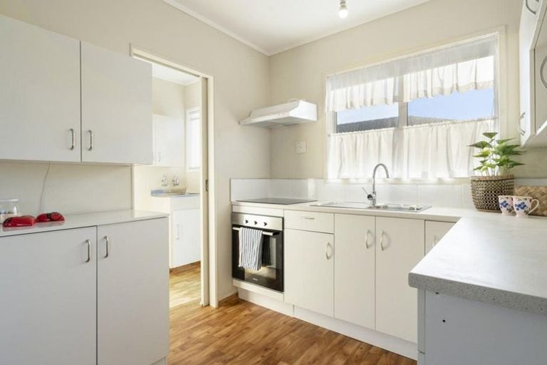 Photo of property in 23 Clemow Road, Fitzroy, New Plymouth, 4312