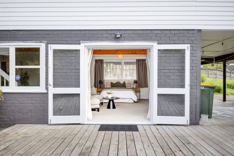 Photo of property in 142 Glamorgan Drive, Torbay, Auckland, 0630