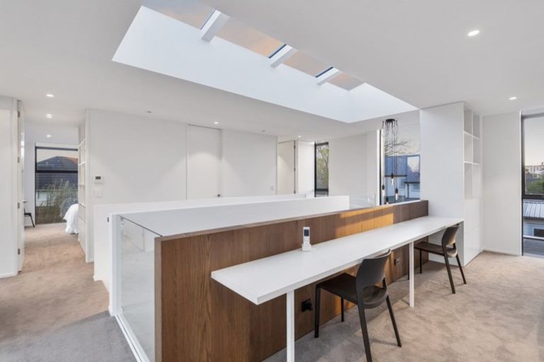 Photo of property in 155 Puriri Street, Fendalton, Christchurch, 8041