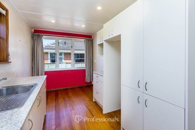 Photo of property in 16 Hazel Street, Ebdentown, Upper Hutt, 5018