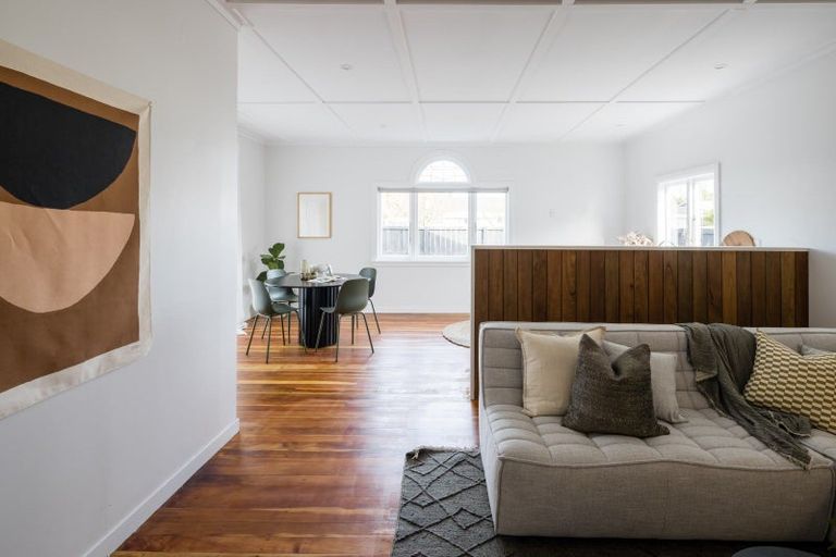 Photo of property in 74 Rimu Street, Maeroa, Hamilton, 3200