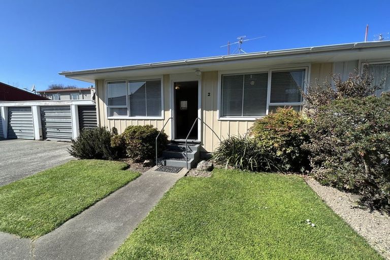 Photo of property in 2/74 Saint James Avenue, Papanui, Christchurch, 8053