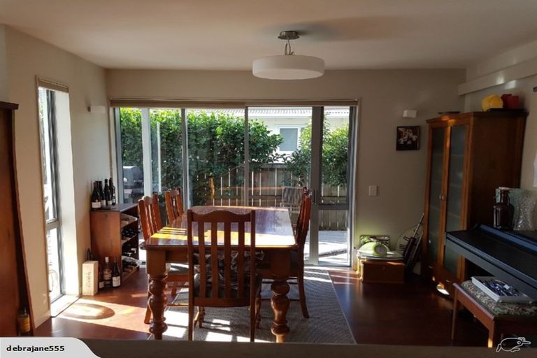 Photo of property in 10 Brook Street, The Brook, Nelson, 7010