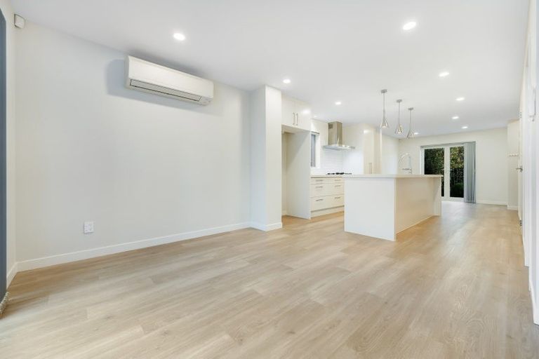 Photo of property in 6 Lords Way, Silverdale, 0932