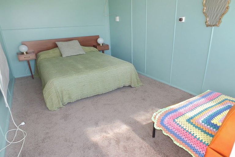 Photo of property in 38 Pratt Avenue, Foxton Beach, Foxton, 4815