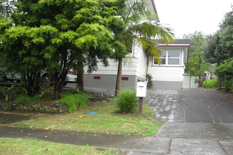 Photo of property in 4 Steen Place, Mangere Bridge, Auckland, 2022