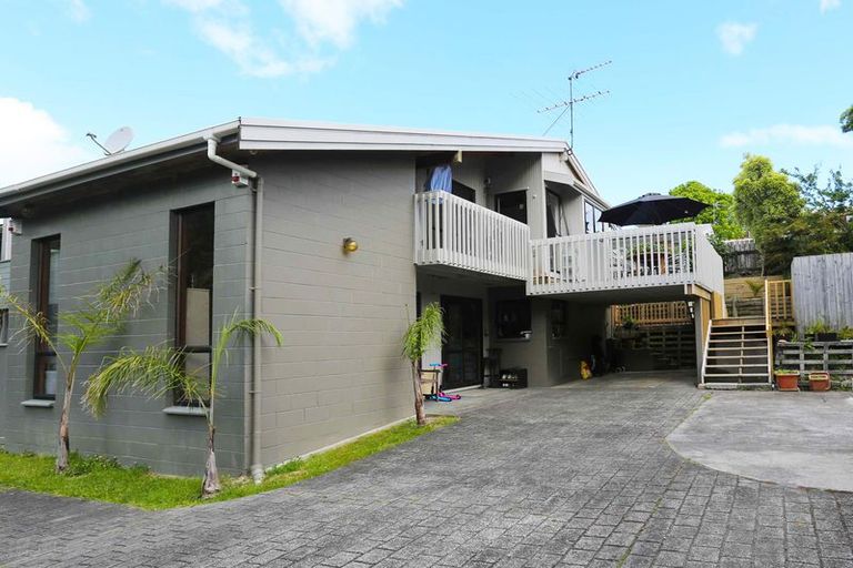 Photo of property in 2/61 Parker Avenue, New Lynn, Auckland, 0600