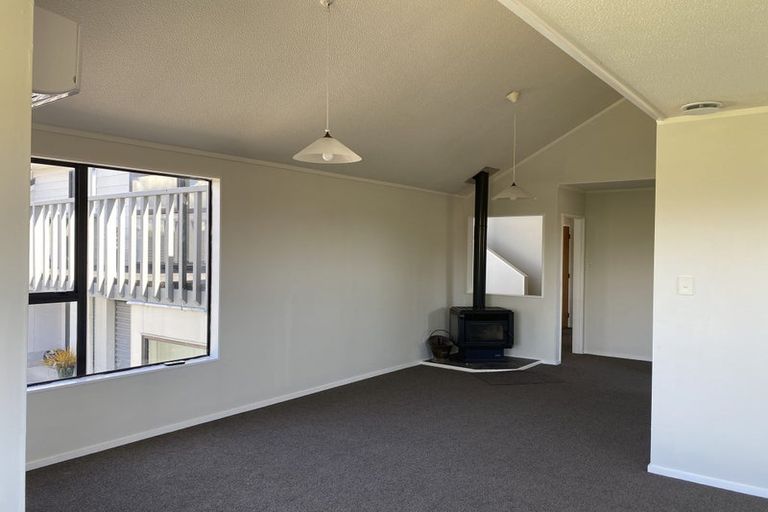 Photo of property in 7b Tregony Place, Camborne, Porirua, 5026
