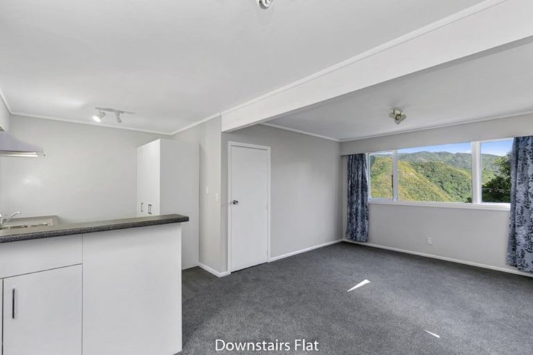 Photo of property in 6 Winnipeg Way, Kingston, Wellington, 6021