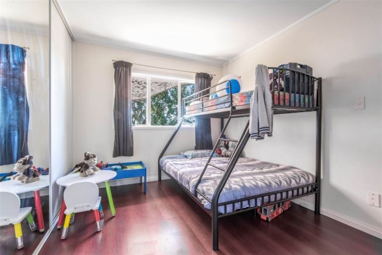 Photo of property in 299a Don Buck Road, Massey, Auckland, 0614