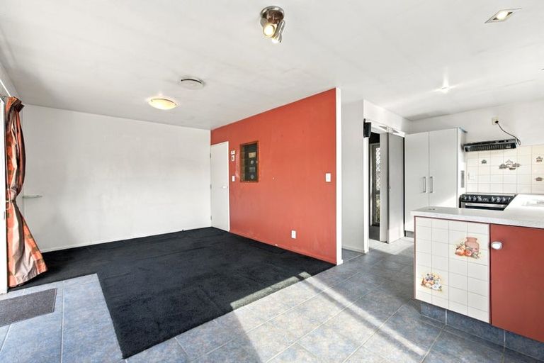 Photo of property in 84a Mackworth Street, Woolston, Christchurch, 8062