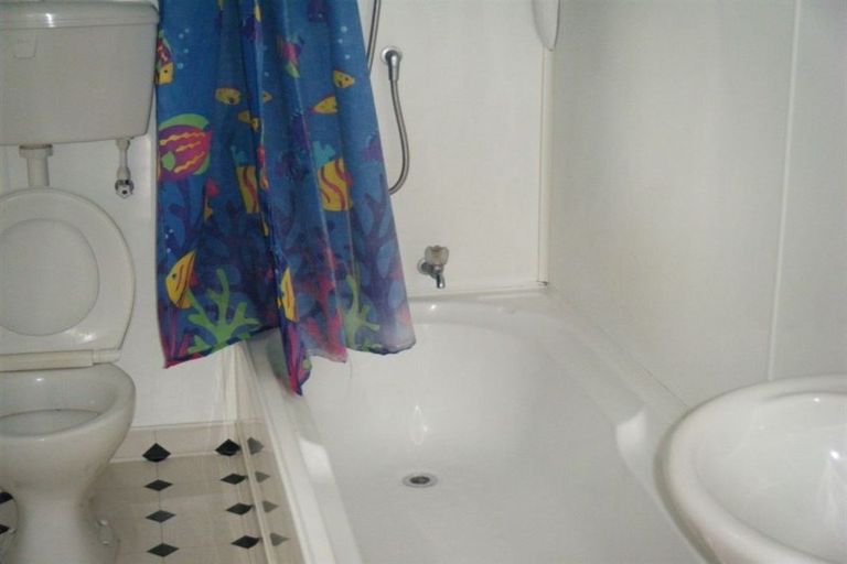 Photo of property in 3 George Street, Balclutha, 9230