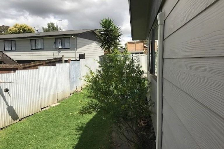 Photo of property in 2/59 Redcrest Avenue, Red Hill, Papakura, 2110