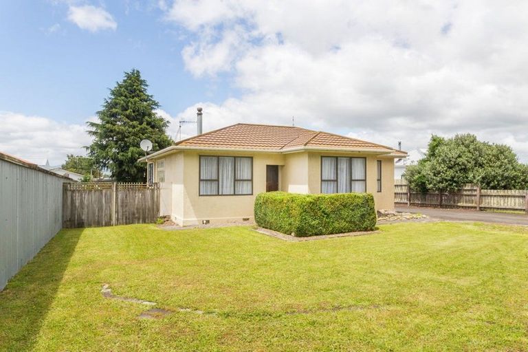 Photo of property in 6 Stanley Street, Dannevirke, 4930