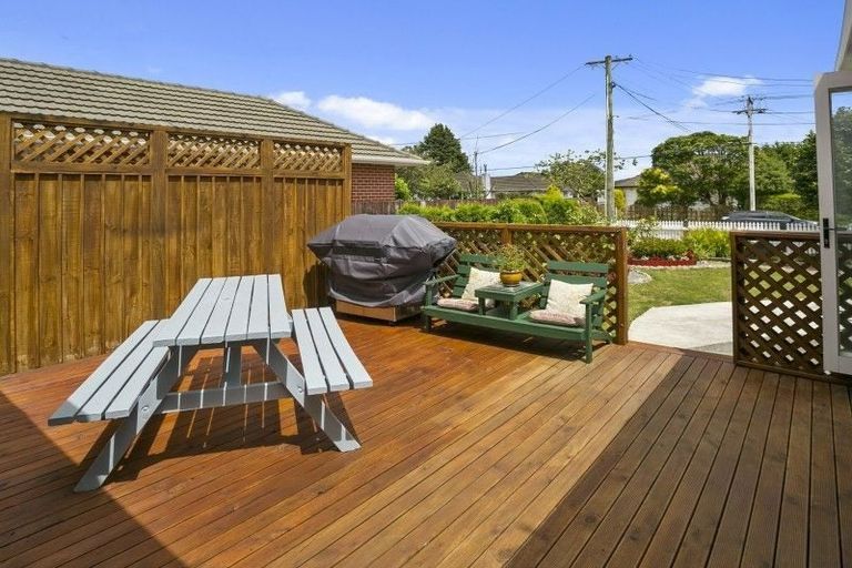 Photo of property in 54 Routley Crescent, Elderslea, Upper Hutt, 5018