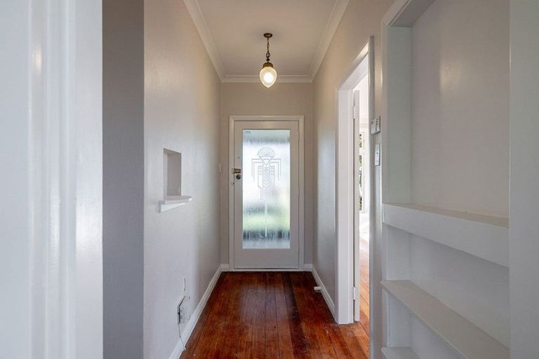 Photo of property in 37 Worcester Street, West End, Palmerston North, 4410