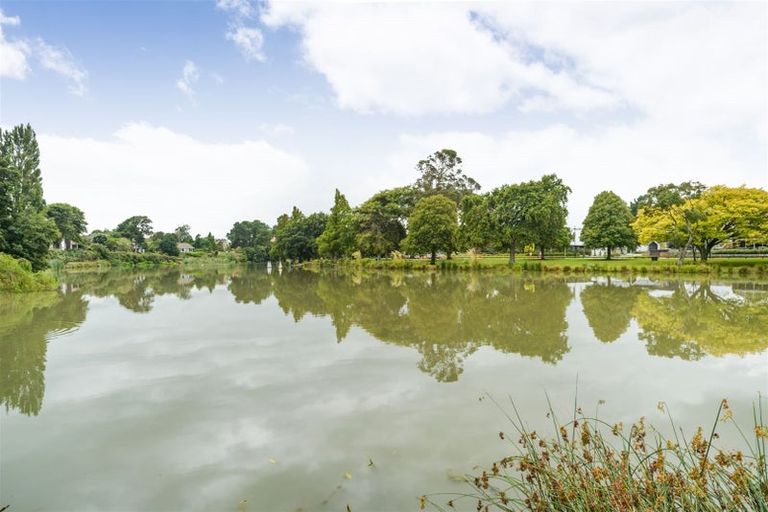 Photo of property in 92 Jickell Street, Hokowhitu, Palmerston North, 4410