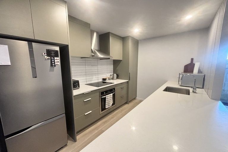 Photo of property in 9/7 Johnston Grove, Taita, Lower Hutt, 5011