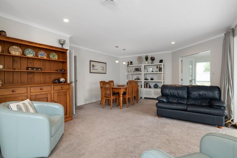 Photo of property in 33 Teal Place, Pyes Pa, Tauranga, 3112