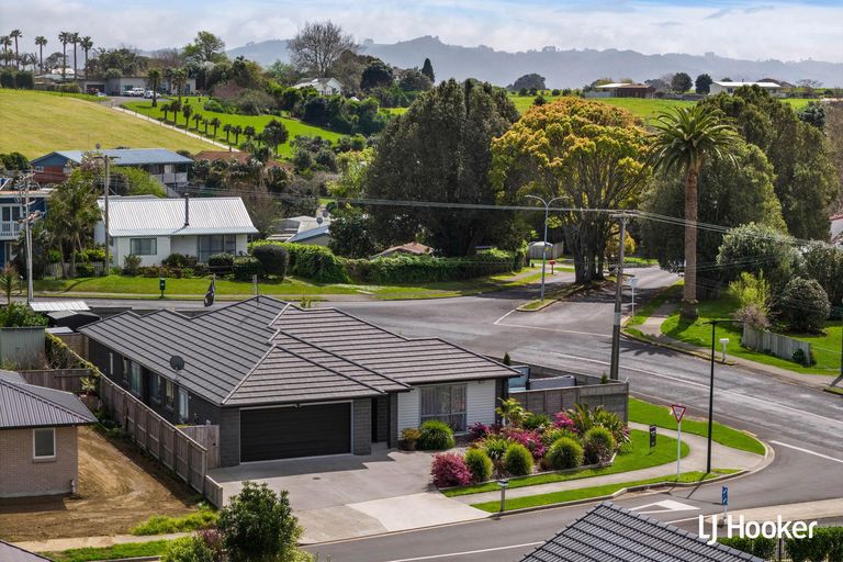 Photo of property in 2 Anatere Rise, Athenree, Katikati, 3177