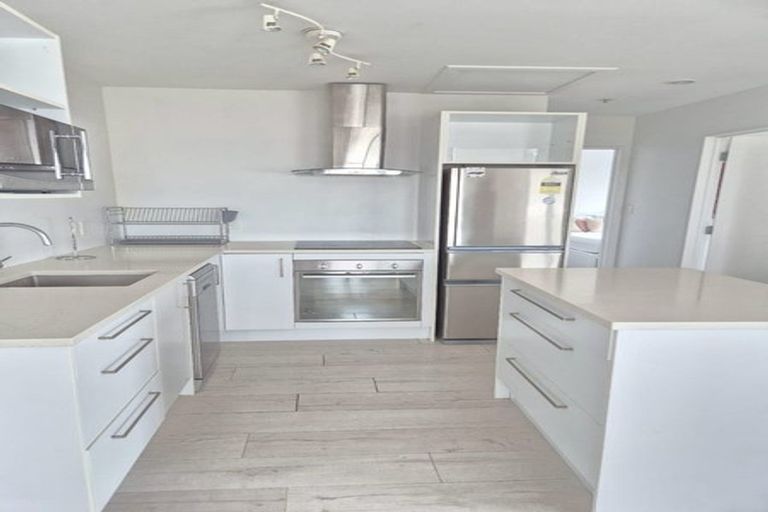 Photo of property in 3a/10 Crown Lynn Place, New Lynn, Auckland, 0600