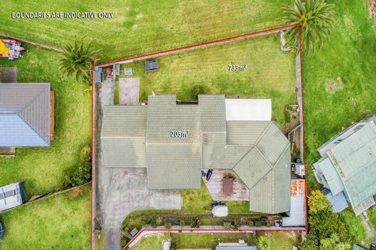 Photo of property in 18 Reremanu Place, Weymouth, Auckland, 2103