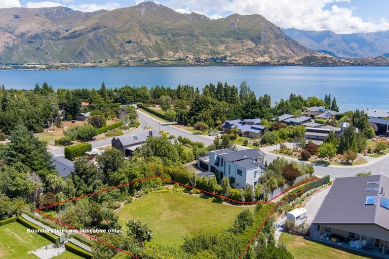 Photo of property in 10 Penrith Park Drive, Wanaka, 9305