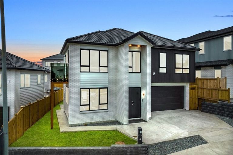 Photo of property in 12 Piki Street, Flat Bush, Auckland, 2019