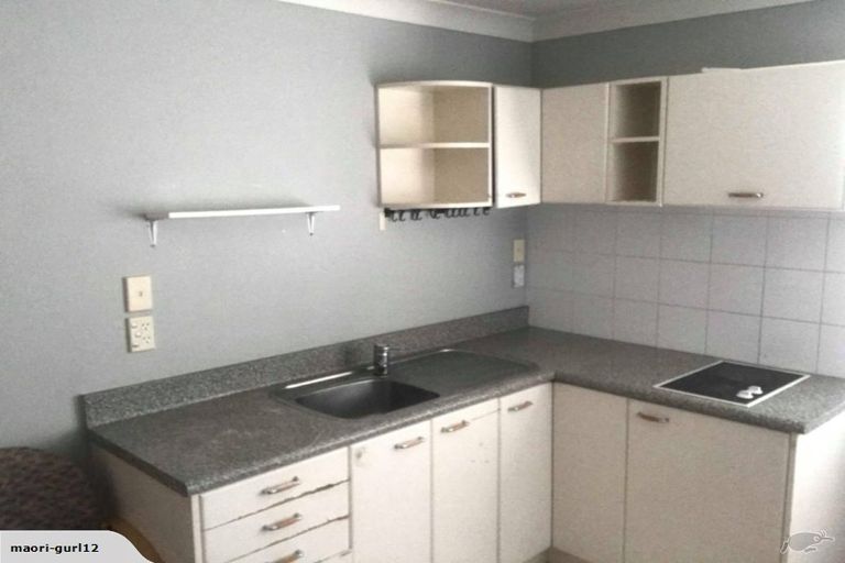 Photo of property in 123 Hobsonville Road, West Harbour, Auckland, 0618